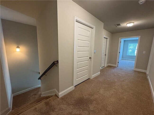 Building Photo - 5710 Rocky Falls Rd