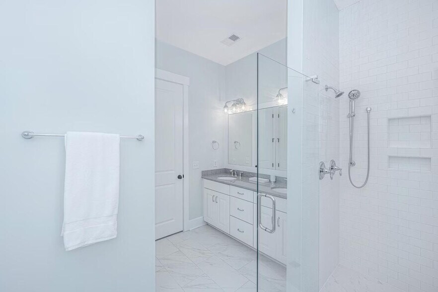 Building Photo - 954 Key Colony Ct