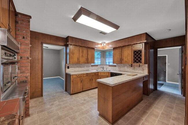 Building Photo - 1251 Pruitt Rd