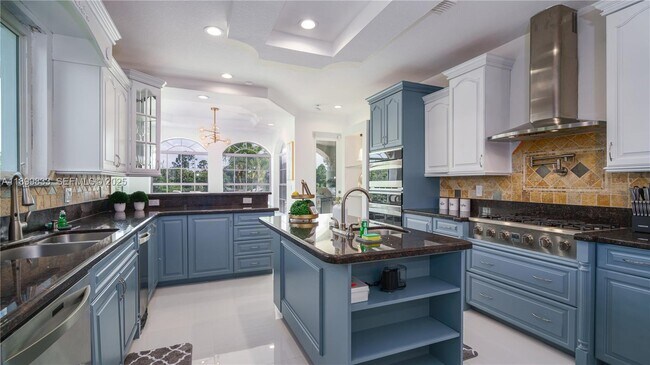 Building Photo - 6152 SW Banks St