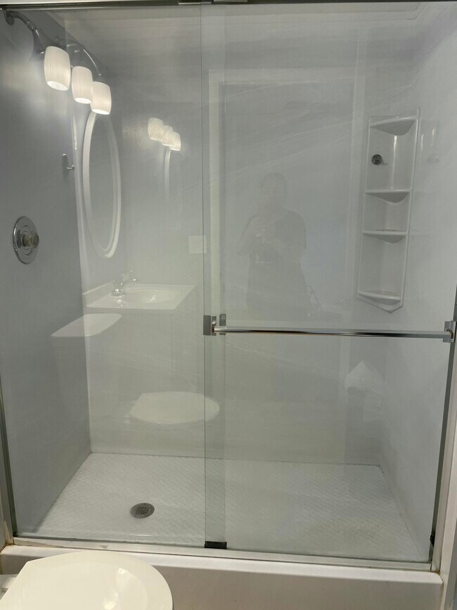 Building Photo - 22976 Oxford Pl