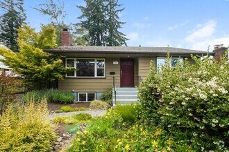 Building Photo - Your West Seattle Retreat – Hot Tub, Firep...