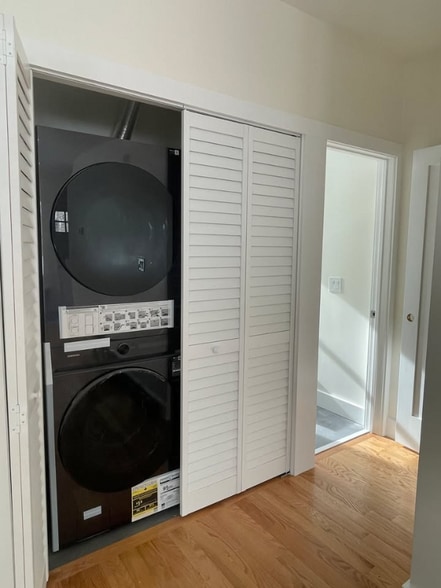 Building Photo - 38 Vernon St