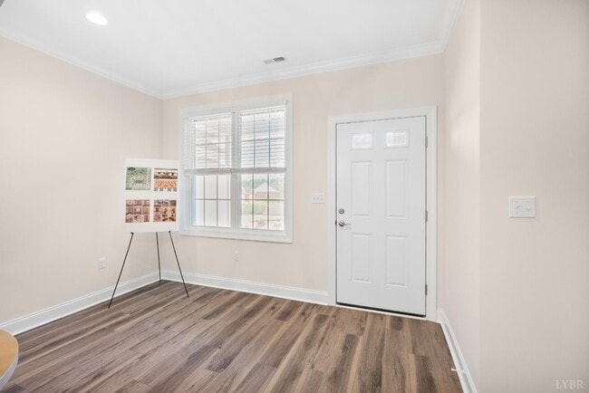 Building Photo - 174 Villa Oak Cir