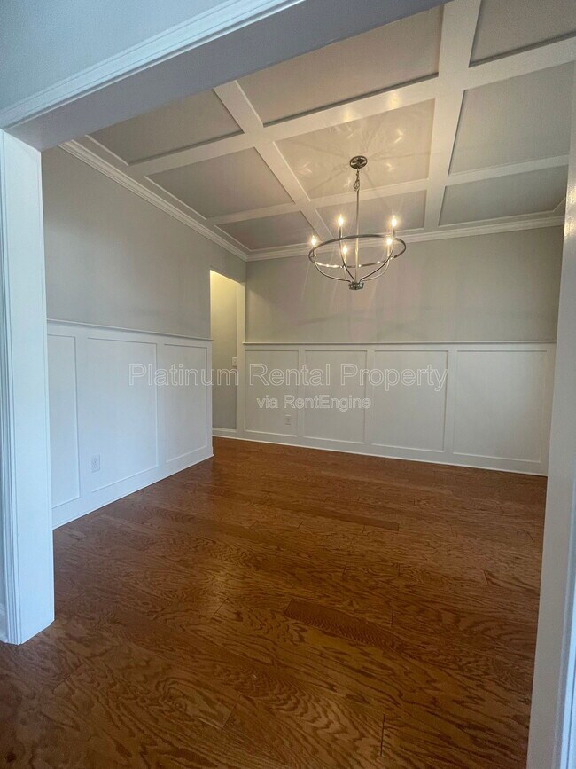 Building Photo - 8225 Crooked Crk Dr