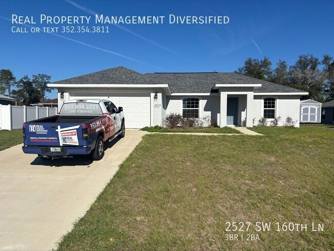 Primary Photo - Custom Home - Desirable SE Ocala Neighborh...