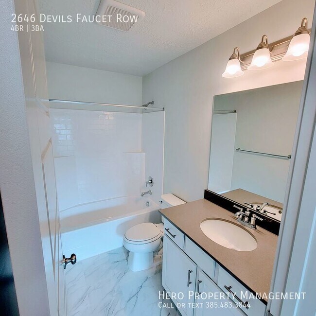 Building Photo - Stunning BRAND NEW Townhomes!