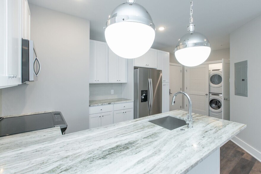 Interior Photo - Germantown Square