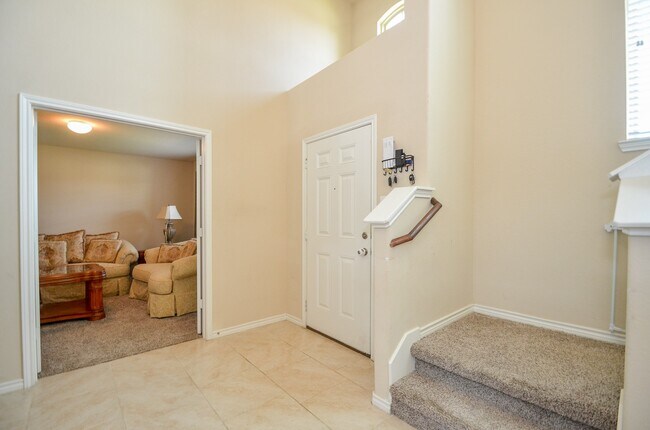 Building Photo - 9426 Barton Crossing Ln