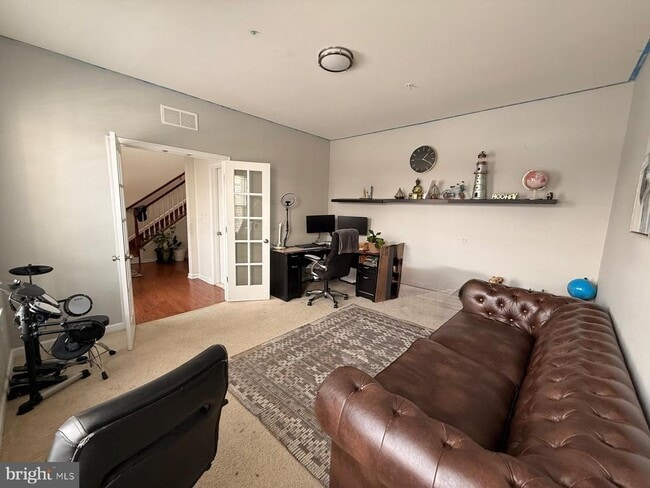 Building Photo - 728 Sun Valley Ct