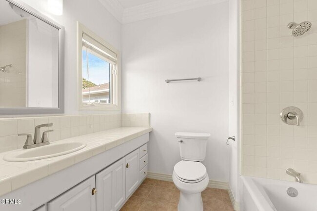 Building Photo - 13922 Foothill Rd