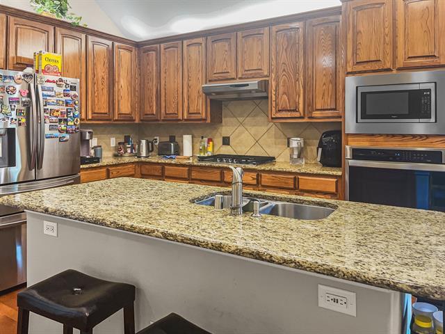 Building Photo - 3800 Blanco Creek Trail