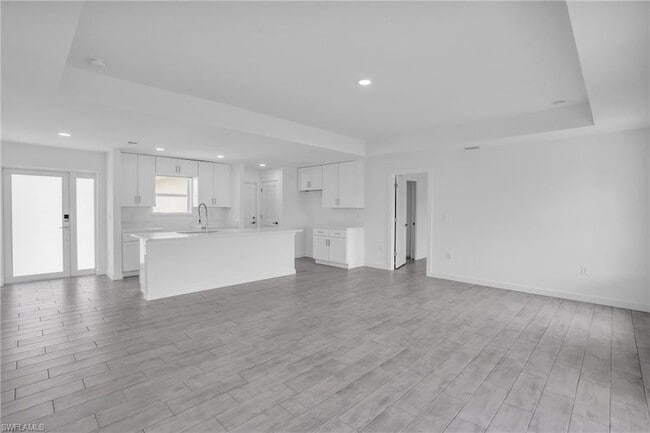 Building Photo - 2812 15th St SW