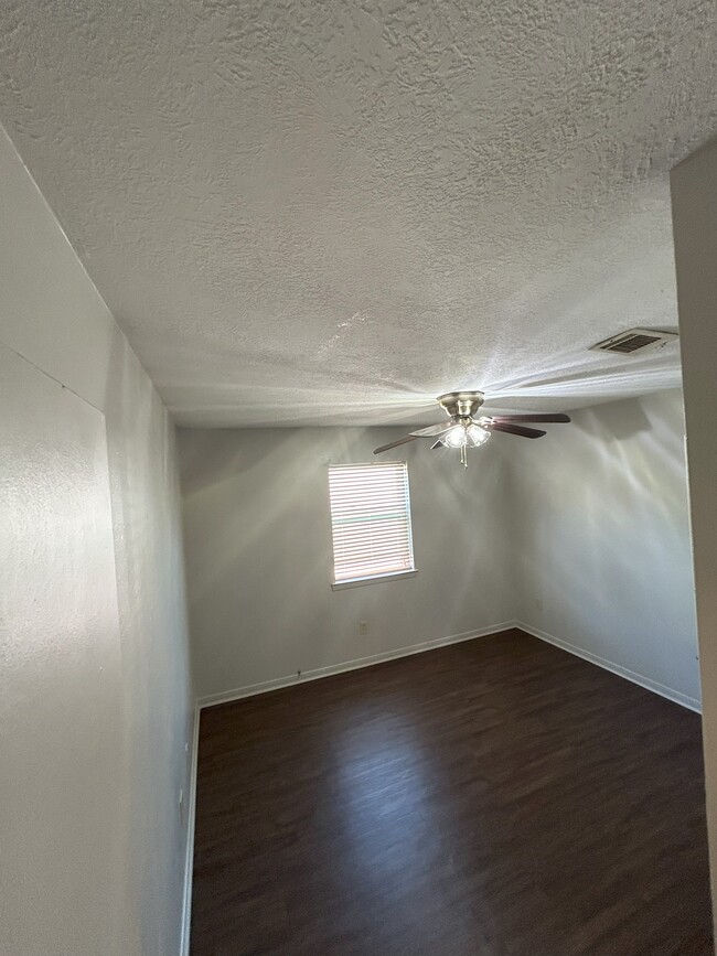 Bedroom - 2903 Prairie Flower Cir