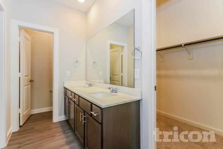 Building Photo - 23607 Gibson Frst Dr
