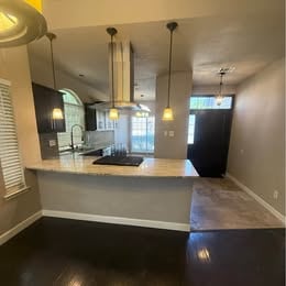 Building Photo - 9128 Cumberland Dr