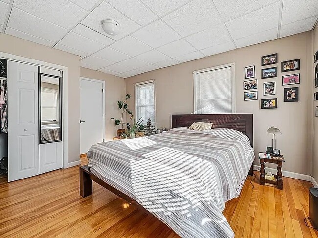 Building Photo - 336 Calef Rd