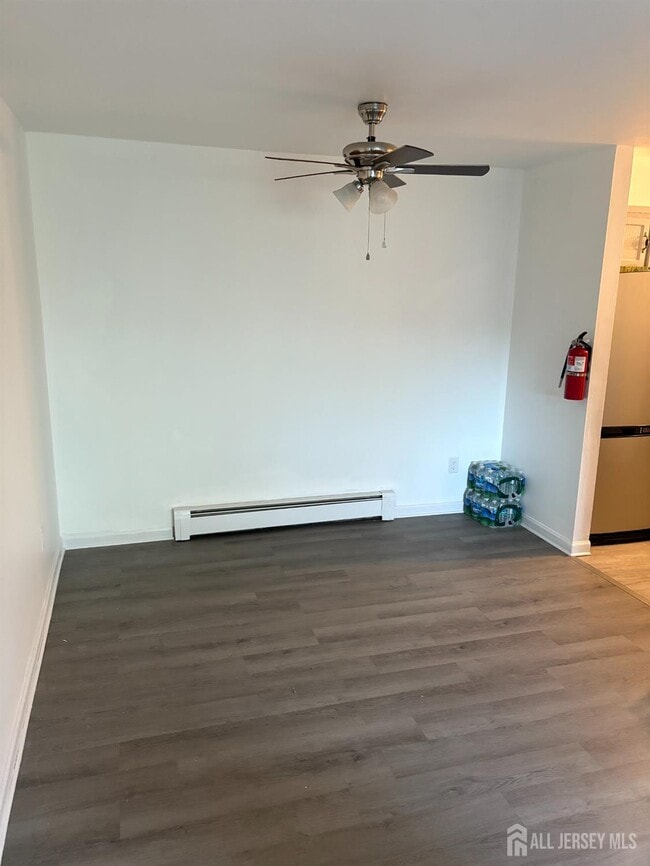 Building Photo - 1304 Cricket Ln