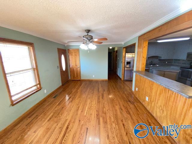 Building Photo - 93 Mountain View Dr