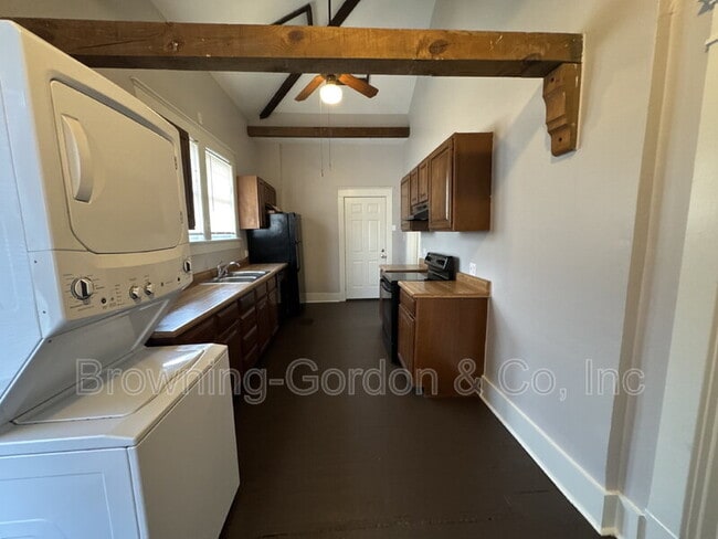 Building Photo - 1415 Acklen Ave