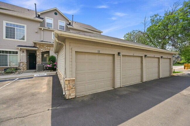 Building Photo - $2,030.95, 2 Beds - 2.5 Bath, Condo in Denver with Central A/C!