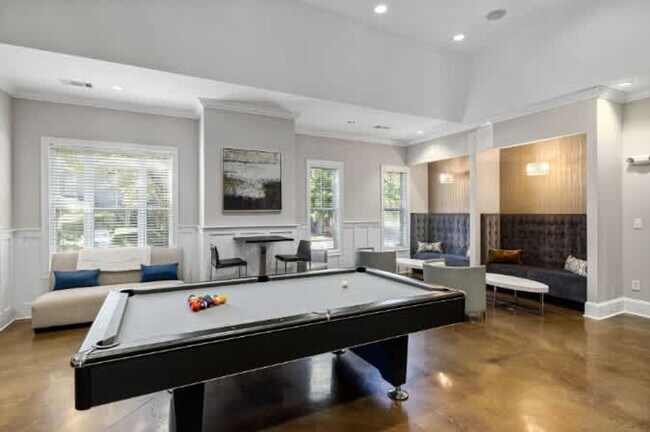 Building Photo - 7029 Almaden Way