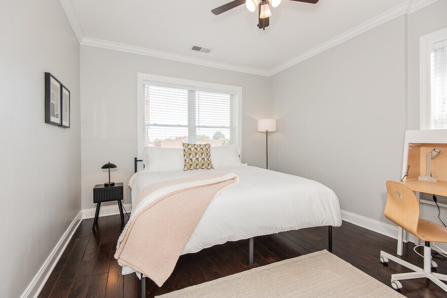 Building Photo - 2015 McNair Ave