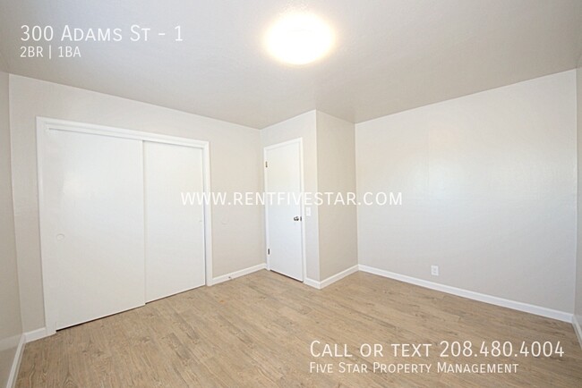 Building Photo - 300 Adams St