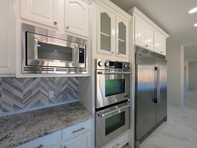 Building Photo - 27321 N Gidiyup Trail