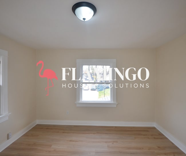 Building Photo - 1827 Elsmere Ave