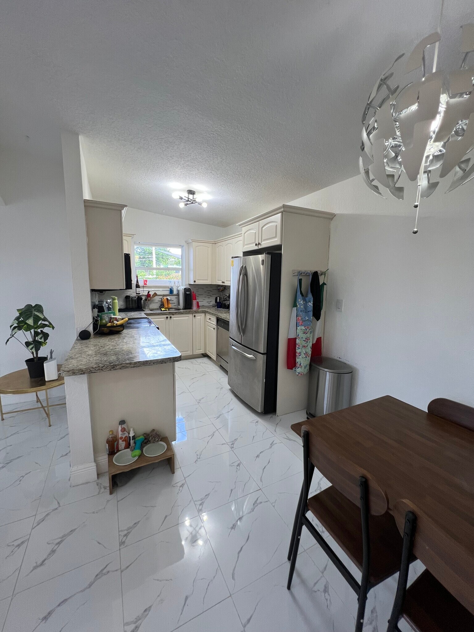 Building Photo - 4170 NE 15th Ave