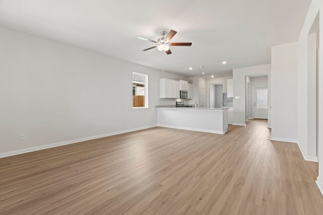 Building Photo - 8918 Ice Quartz Dr