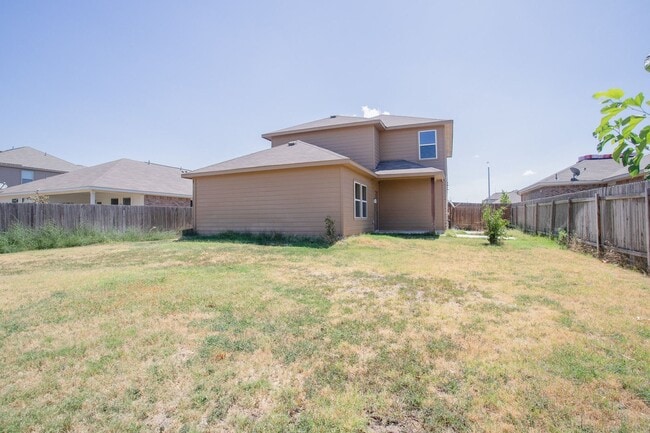 Building Photo - 1005 Papaya Cove