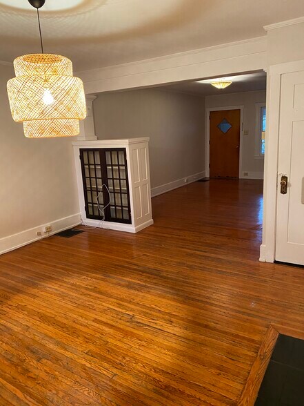 Building Photo - 5931 Alder St