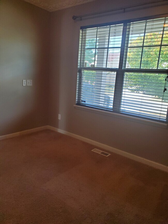 Building Photo - 13973 Catalina Dr