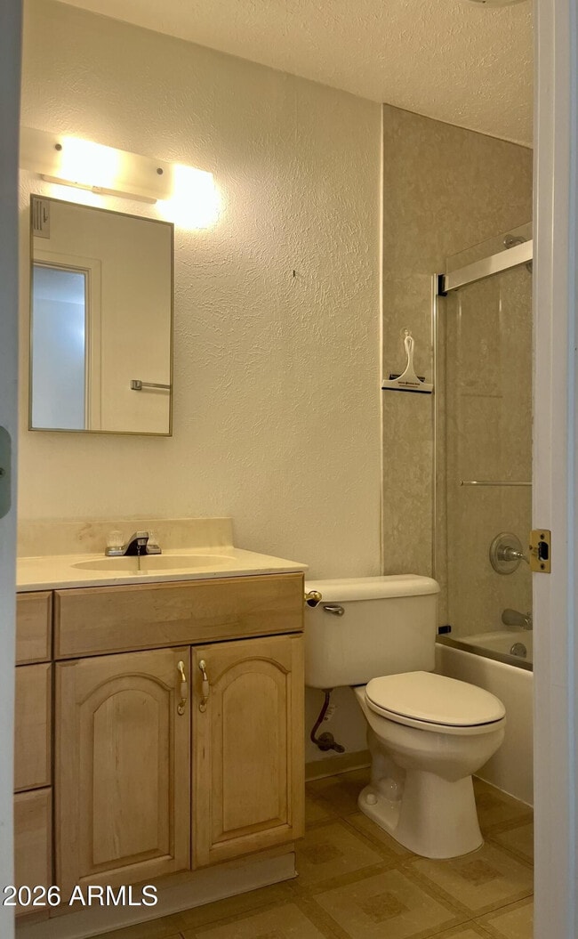 Building Photo - 2315 W Butler Dr