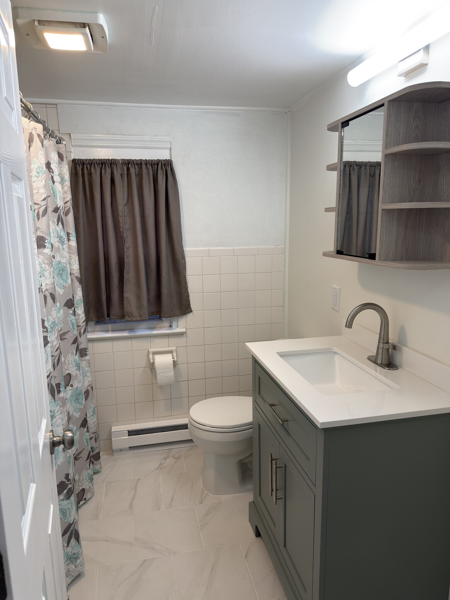 Building Photo - 1108 Loretta Ave