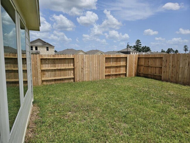 Building Photo - 10710 Ellerston Rd