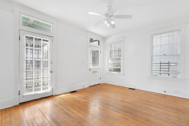 Building Photo - 2234 Whitaker St