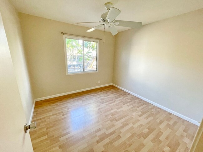 Building Photo - 3 Bed 1 Bath Unfurnished house in the Hear...