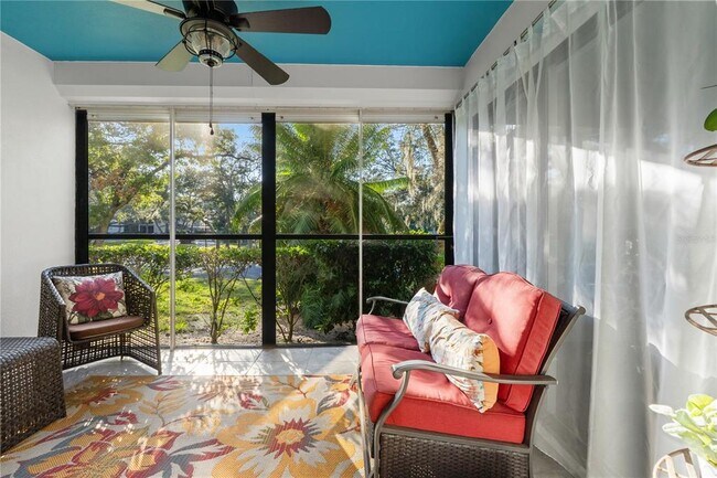 Building Photo - 300 S Florida Ave