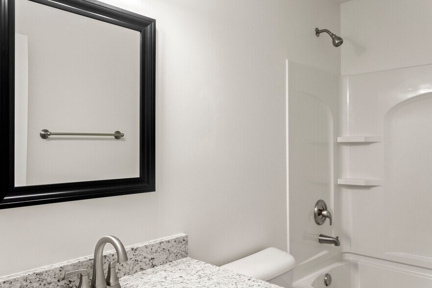 Building Photo - 6335 Arabian Dr