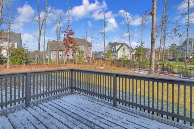 Building Photo - 15401 Adelay Ct