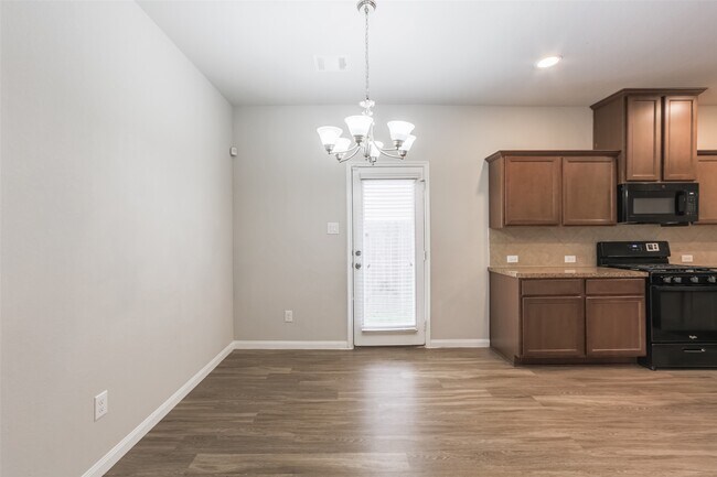 Building Photo - 3727 Bright Moon Ct