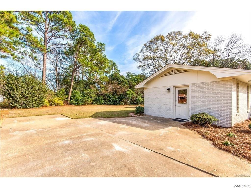 Building Photo - 319 Mont Vista Dr