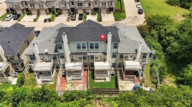 Building Photo - 3905 Vista Mar Dr