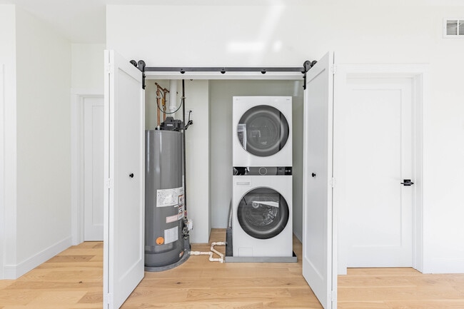 Building Photo - 2920 N 73rd Ct