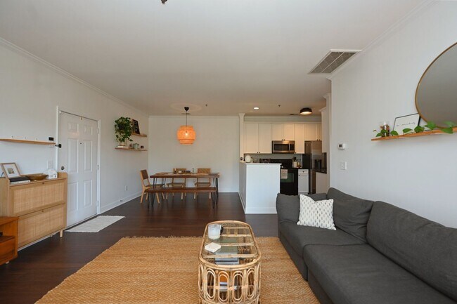 Building Photo - **SOPHISTICATED URBAN RETREAT IN THE HEART OF LENOX VILLAGE**