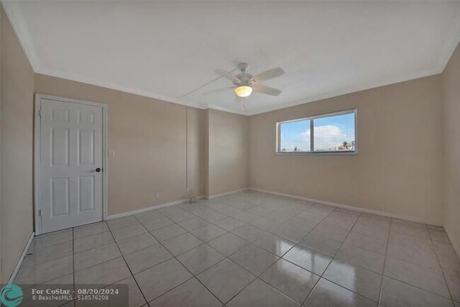 Building Photo - 750 NE Spanish River Blvd