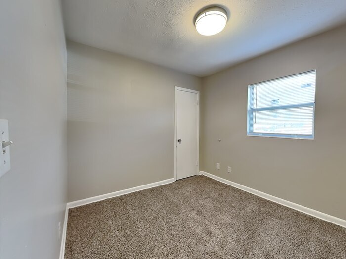 Building Photo - 7428 Sharbeth Dr N